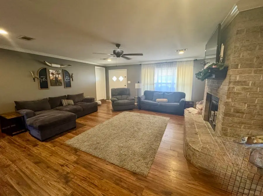 2500 E Houston Avenue, Crockett, TX 75835 - #2