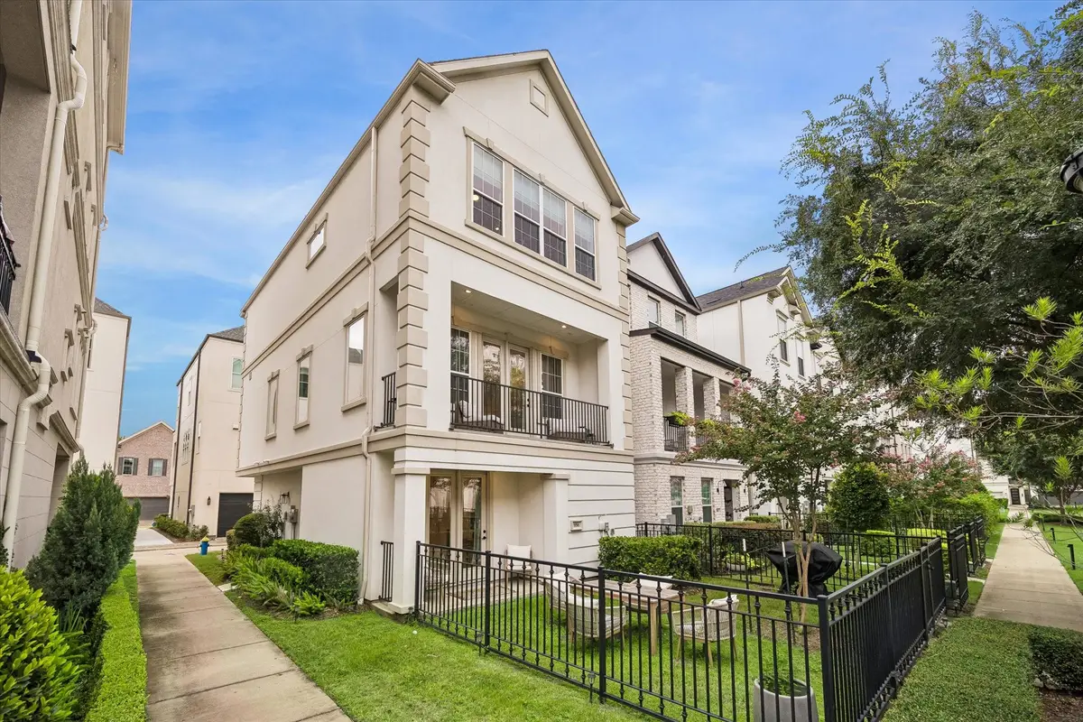 956 Dunleigh Meadows Lane, Houston, TX 77055 - #1