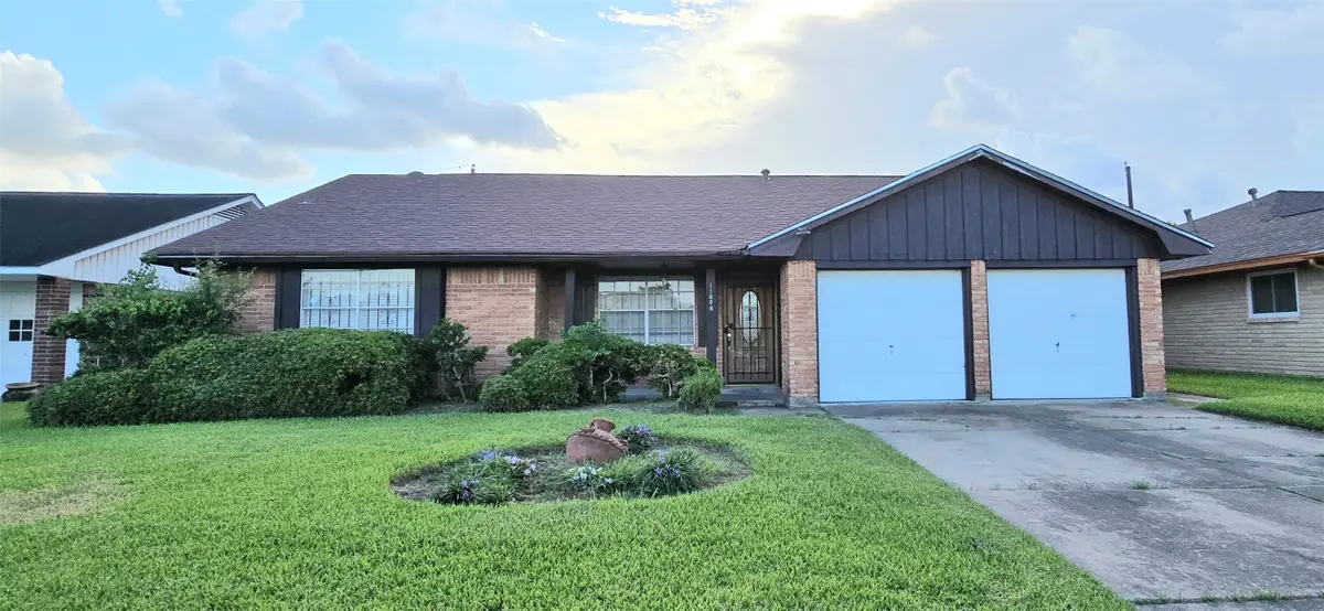 11606 Glenhollow Drive, Houston, TX 77048 - Image #1