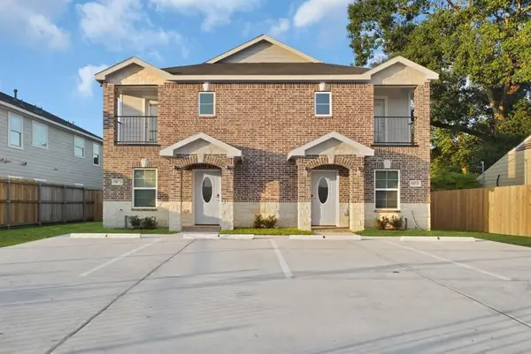 7923 Bowen Street #A/B, Houston, TX 77051