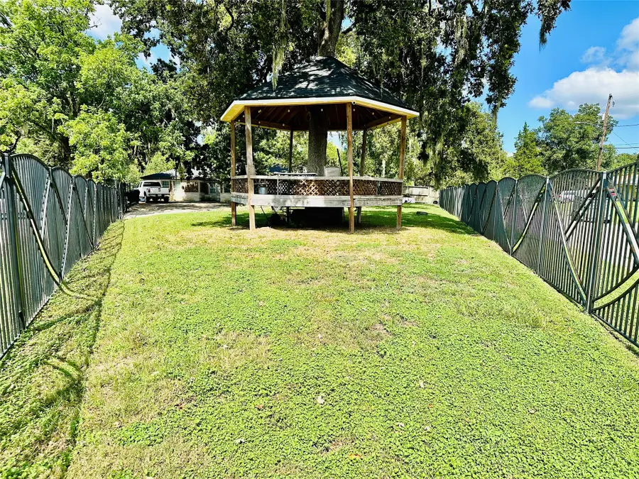 9302 Forest Dale Lane, Houston, TX 77078 - #2