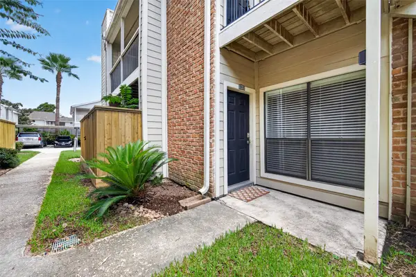 2001 Bering Drive #3D, Houston, TX 77057
