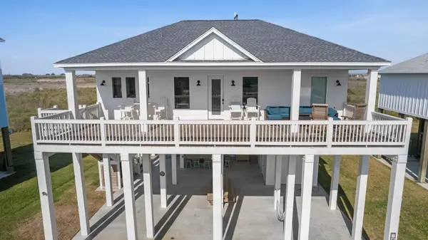 4413 Ranger Drive, Port Bolivar, TX 77650