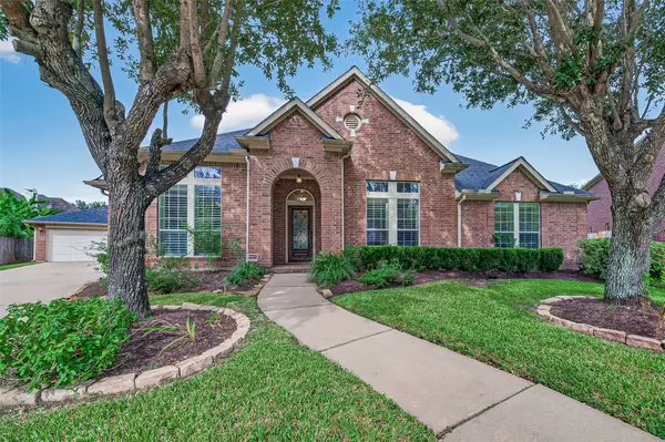 5242 Fountainbrook Lane, Sugar Land, TX 77479