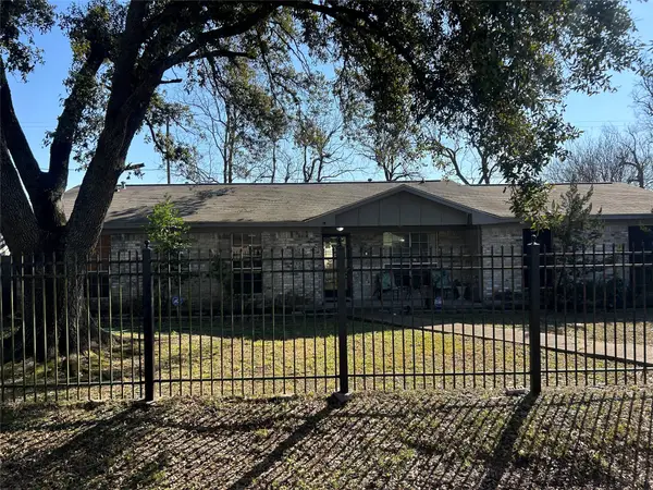 1085 Saint Clair Street, Houston, TX 77088