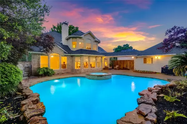 18 Arbor Bend Drive, Houston, TX 77070