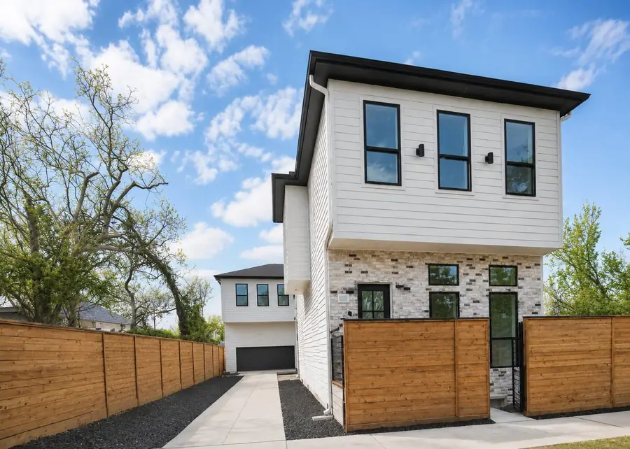 602 Jewett Street #B, Houston, TX 77009 - #2