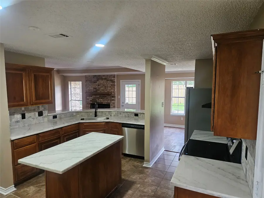 1002 Lindsey Ln, Lufkin, TX 75901 - #3