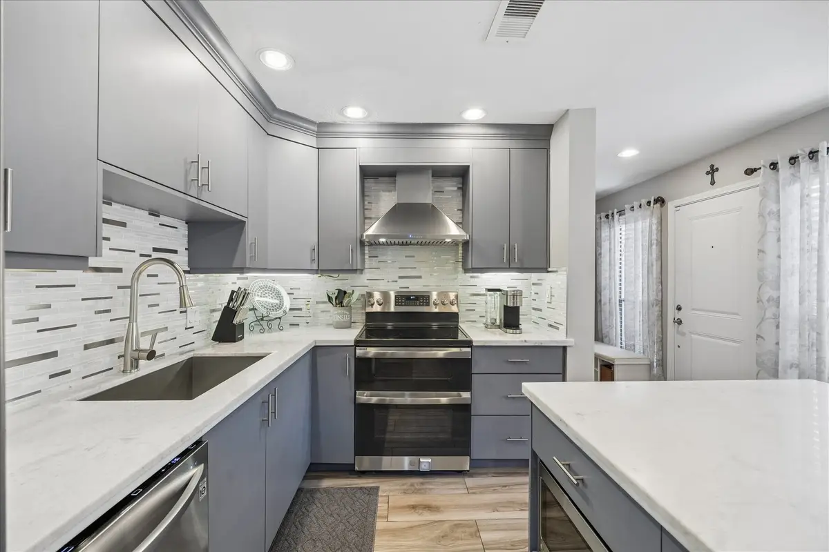 1914 Augusta Drive #9, Houston, TX 77057 - #1