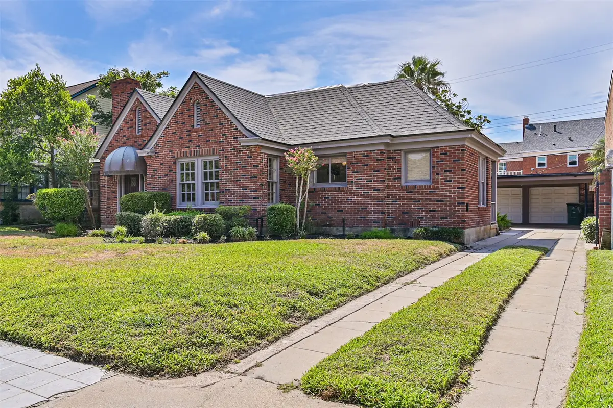 5023 Woodrow Ave, Galveston, TX 77551 - #1