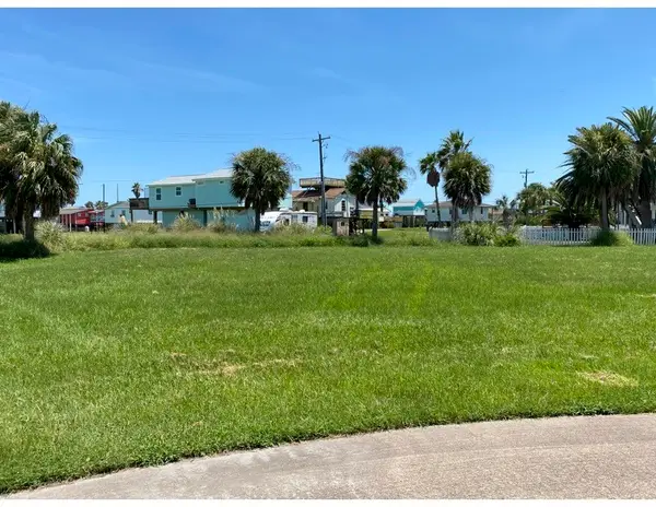 14203 Treasure Court, Galveston, TX 77554