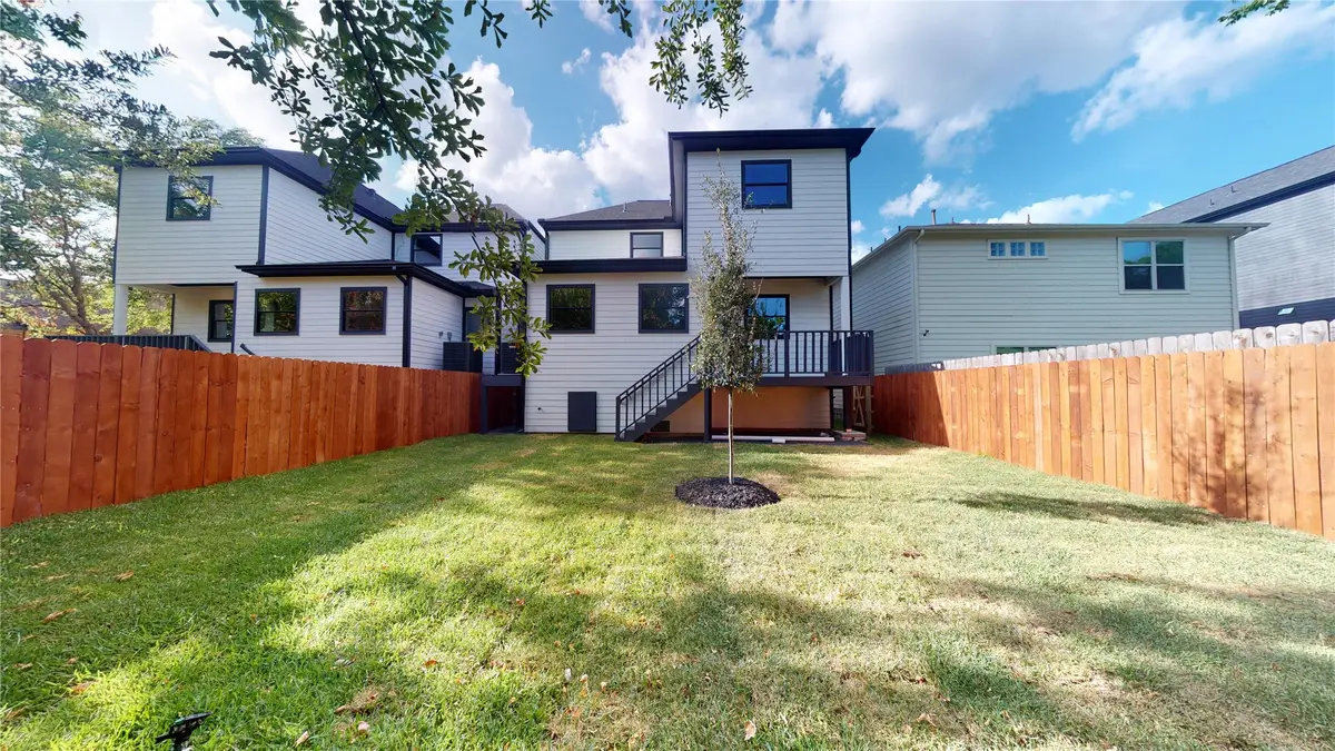 806 E 39th Street, Houston, TX 77022 - #1