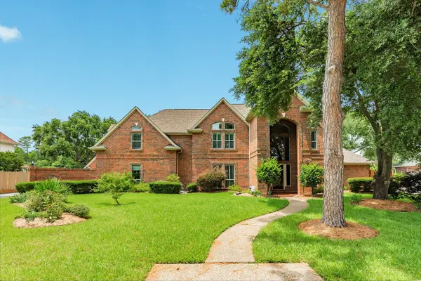14618 Sandy Creek Drive, Houston, TX 77070