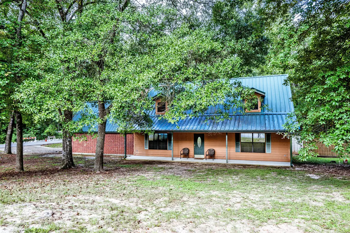 3660 Red Bud Lane, Huntsville, TX 77340 - #1