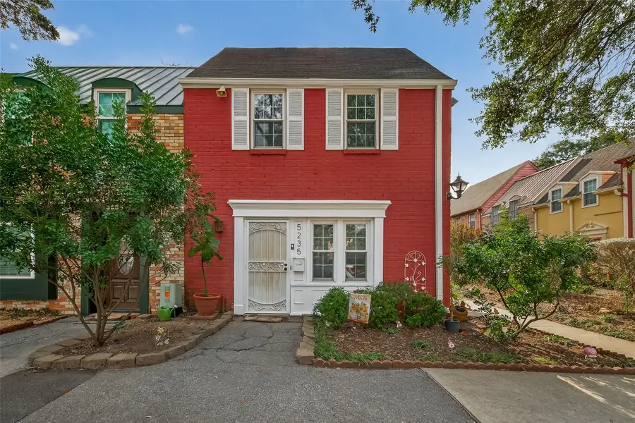 5235 Arboles Drive #9, Houston, TX 77035 - #3