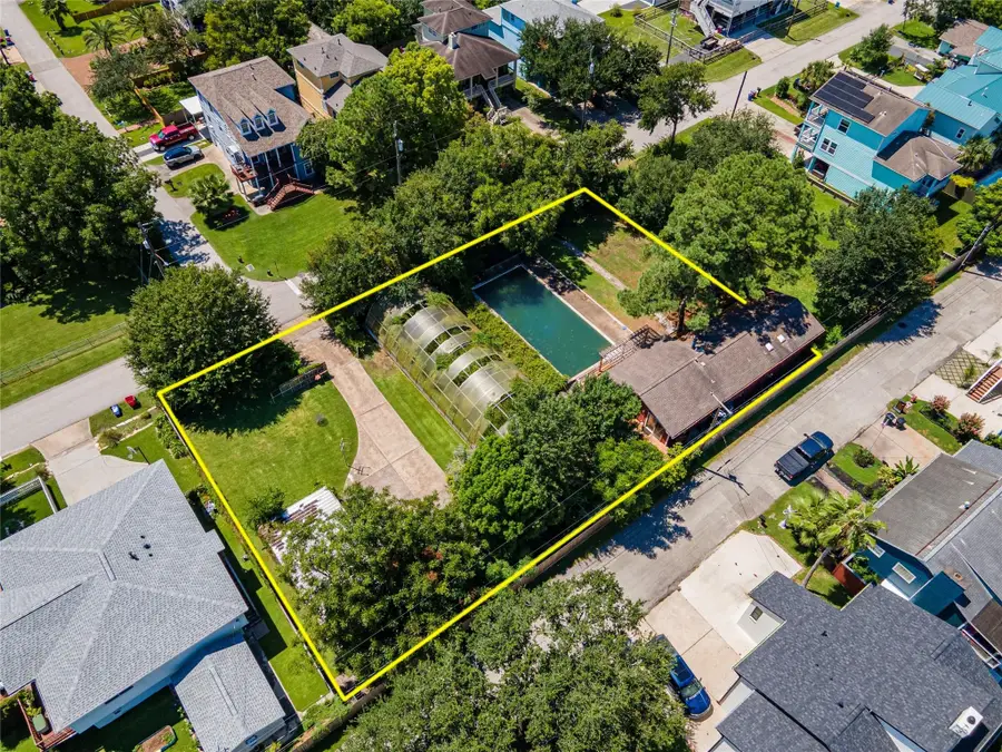 631 E Shore Drive, Clear Lake Shores, TX 77565 - #3