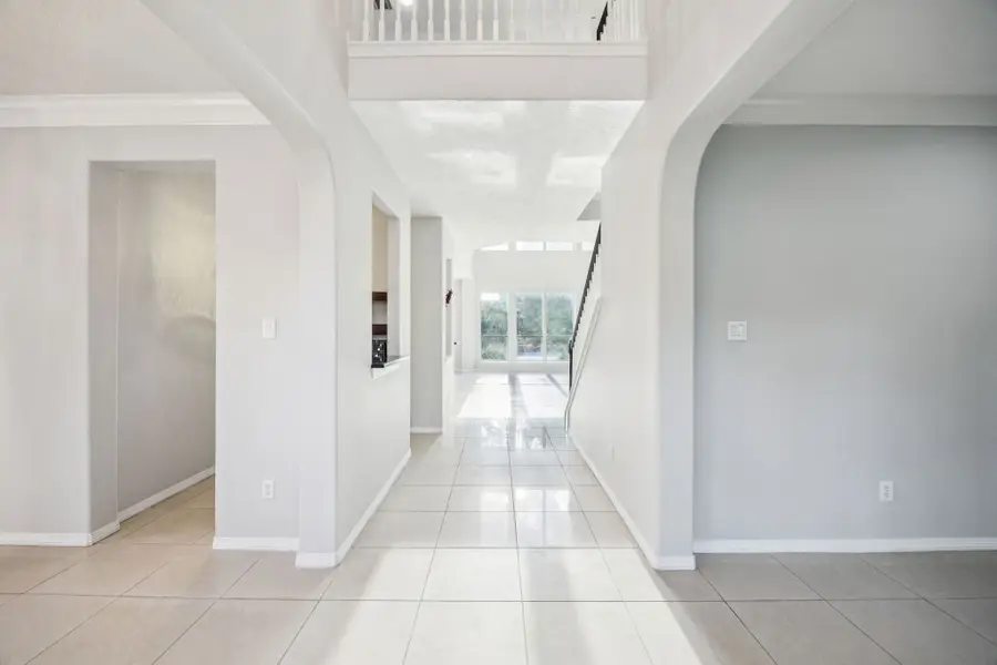 1906 Blue Water Bay Drive, Katy, TX 77494 - Image #3