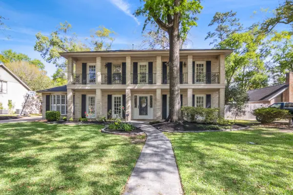 2411 Riverlawn Drive, Kingwood, TX 77339