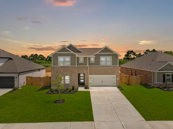 6722 Pebble Bluff Court, Cove, TX 77523