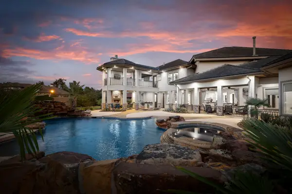 13 Pleasant Shadows Drive, Spring, TX 77389