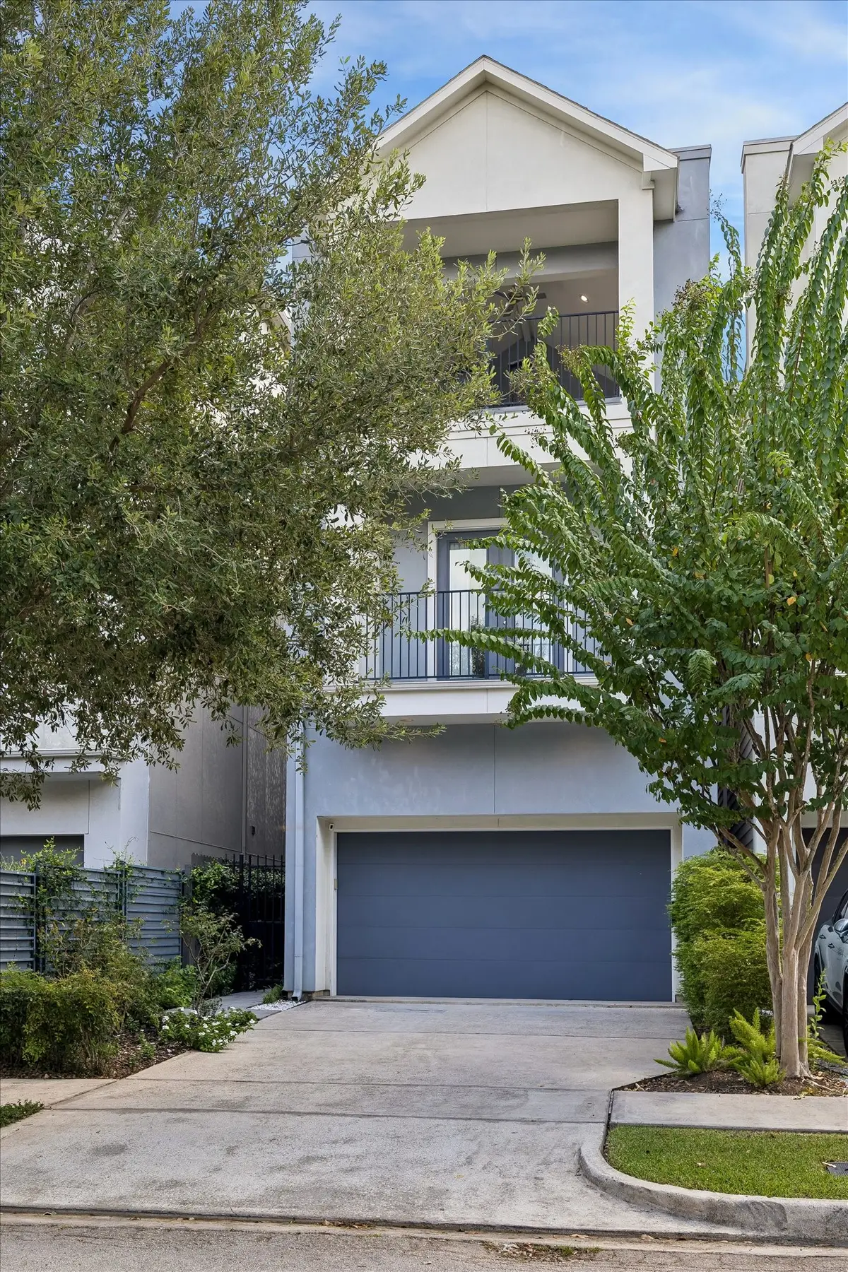 305 Peden Street, Houston, TX 77006 - #1