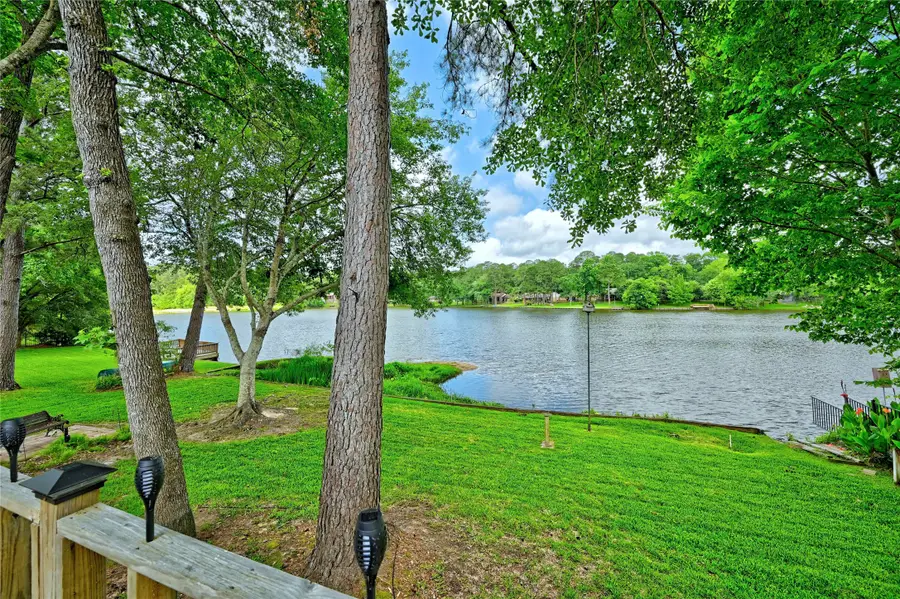 1925 East Lake Drive, Huntsville, TX 77340 - #2