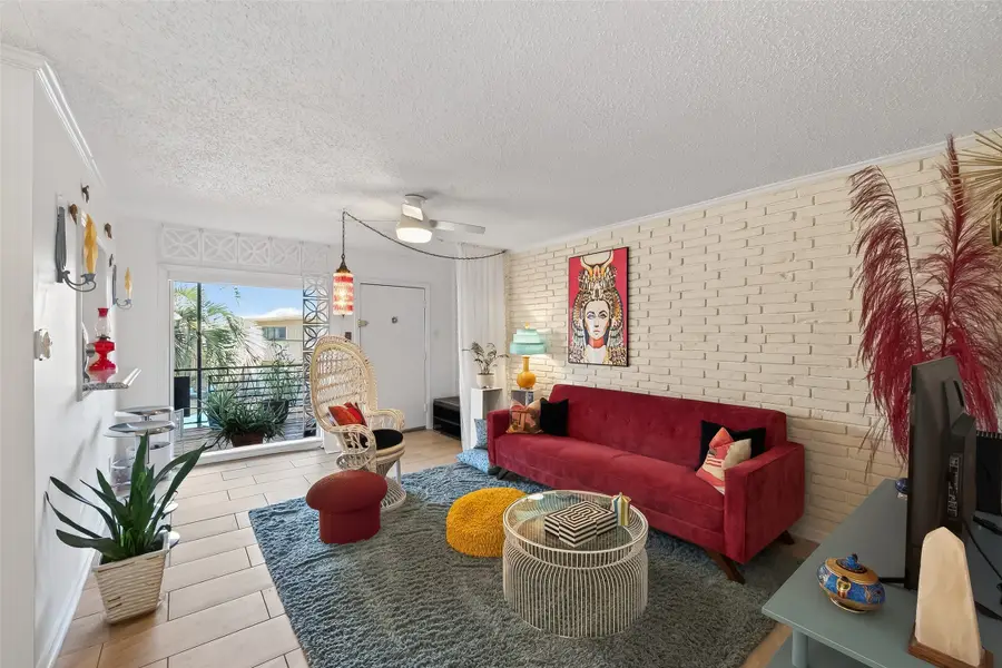 3809 N Braeswood Boulevard #21, Houston, TX 77025 - Image #3