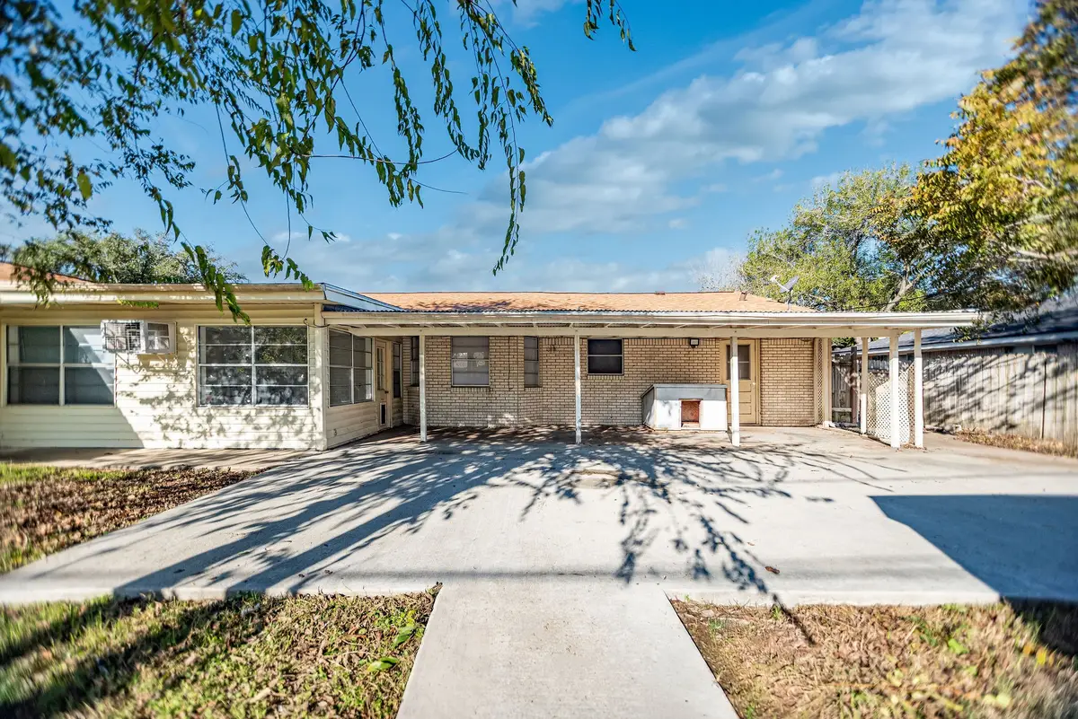 1106 Brookhollow Drive, Port Lavaca, TX 77979 - #1