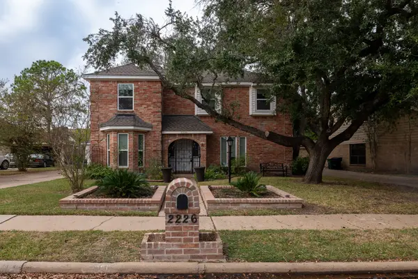 2226 Woodland Springs Street, Houston, TX 77077