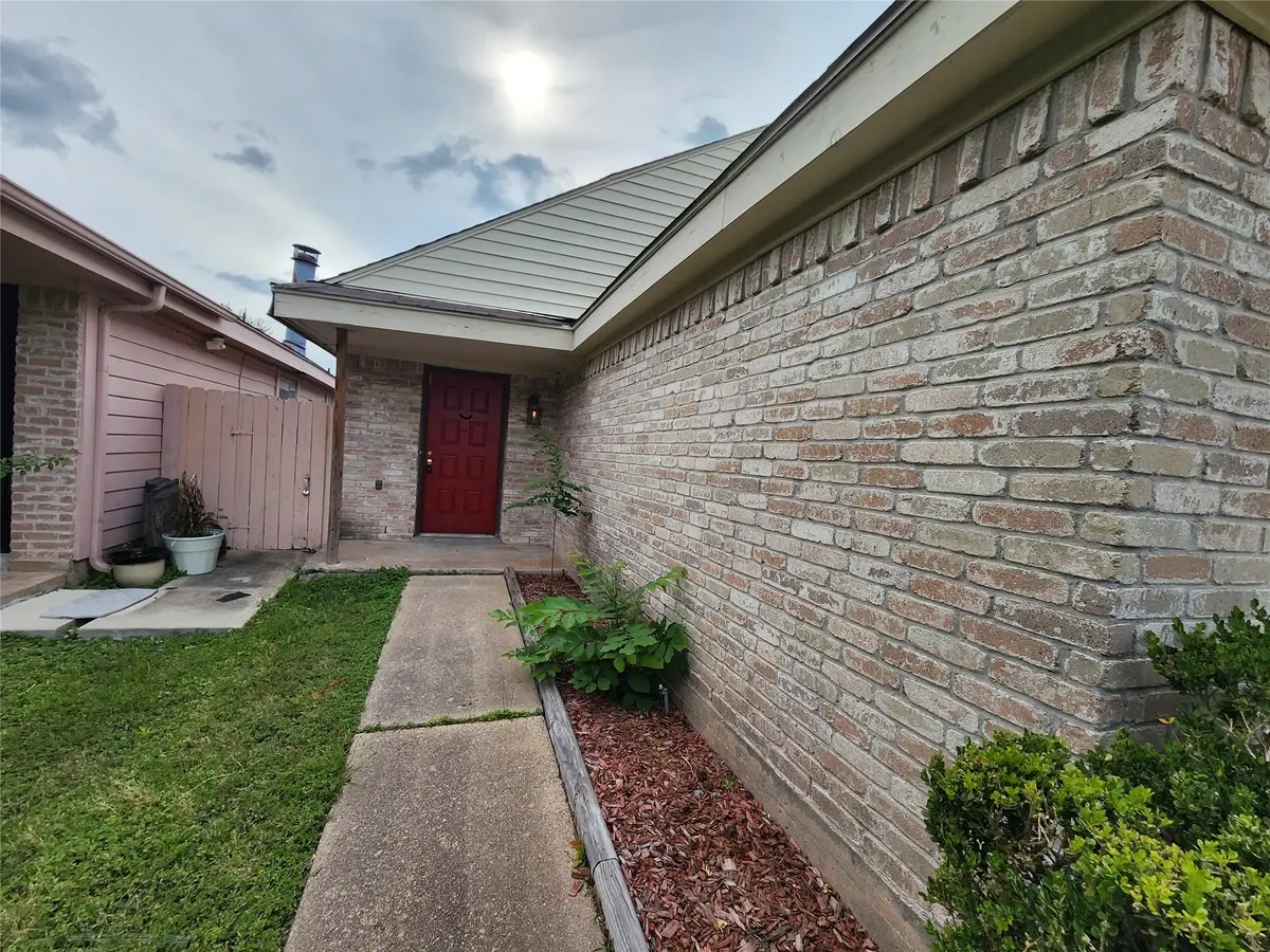 6118 Linnhaven Drive, Houston, TX 77072 - #1