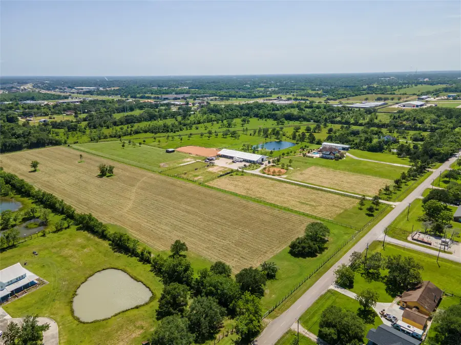 2126 County Road 367, Alvin, TX 77511 - #2