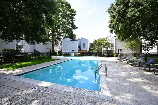 9809 Richmond Avenue #G1, Houston, TX 77042