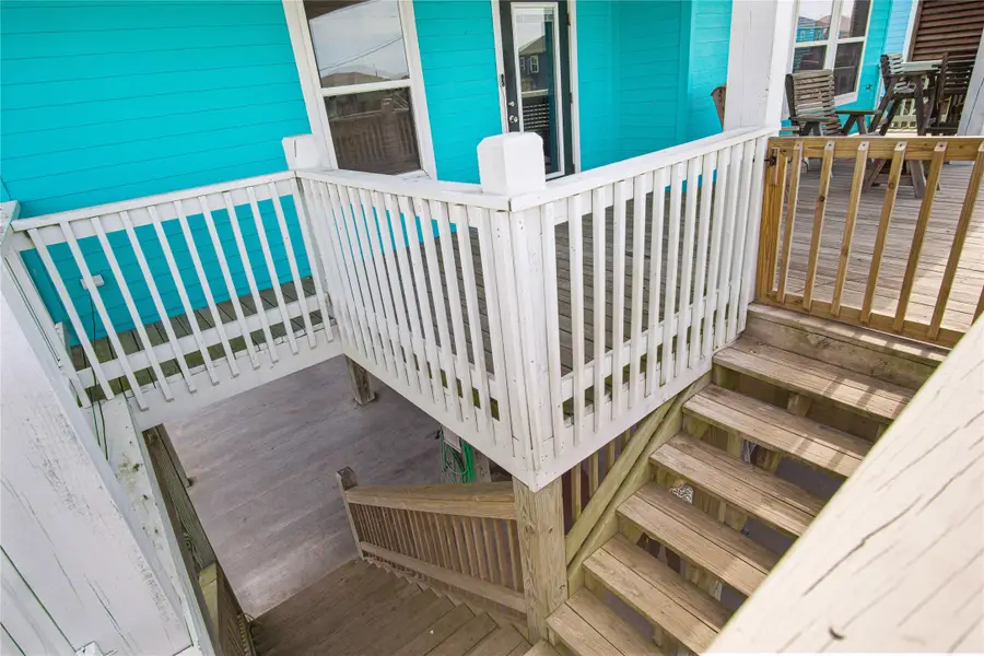 988 Gulf Road, Crystal Beach, TX 77650 - #2