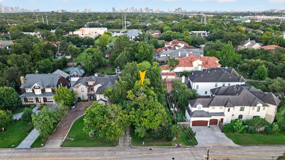6405 Newcastle Street, Bellaire, TX 77401 - #1