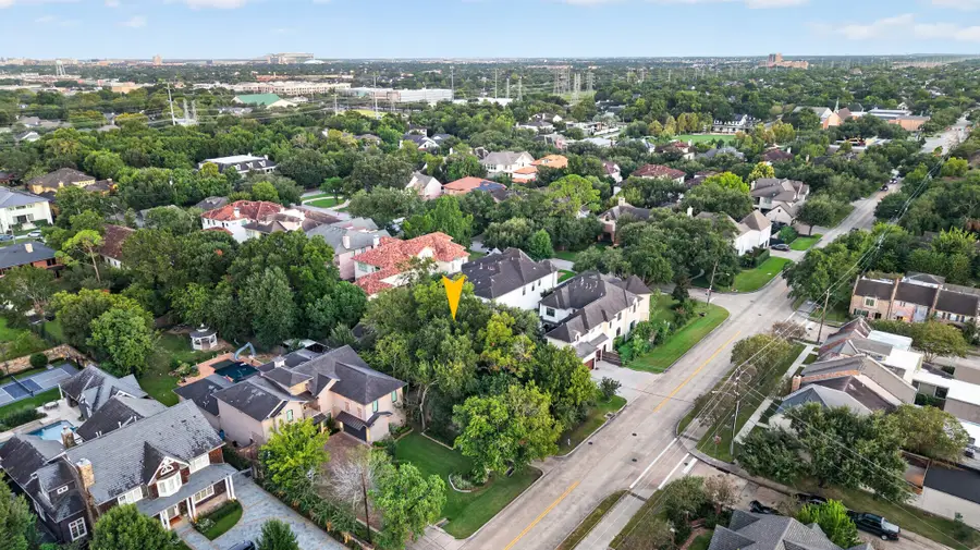 6405 Newcastle Street, Bellaire, TX 77401 - #2