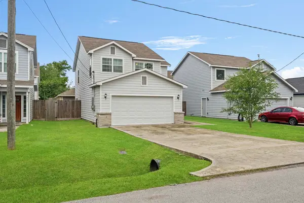 7423 Emma Lou St, Houston, TX 77088