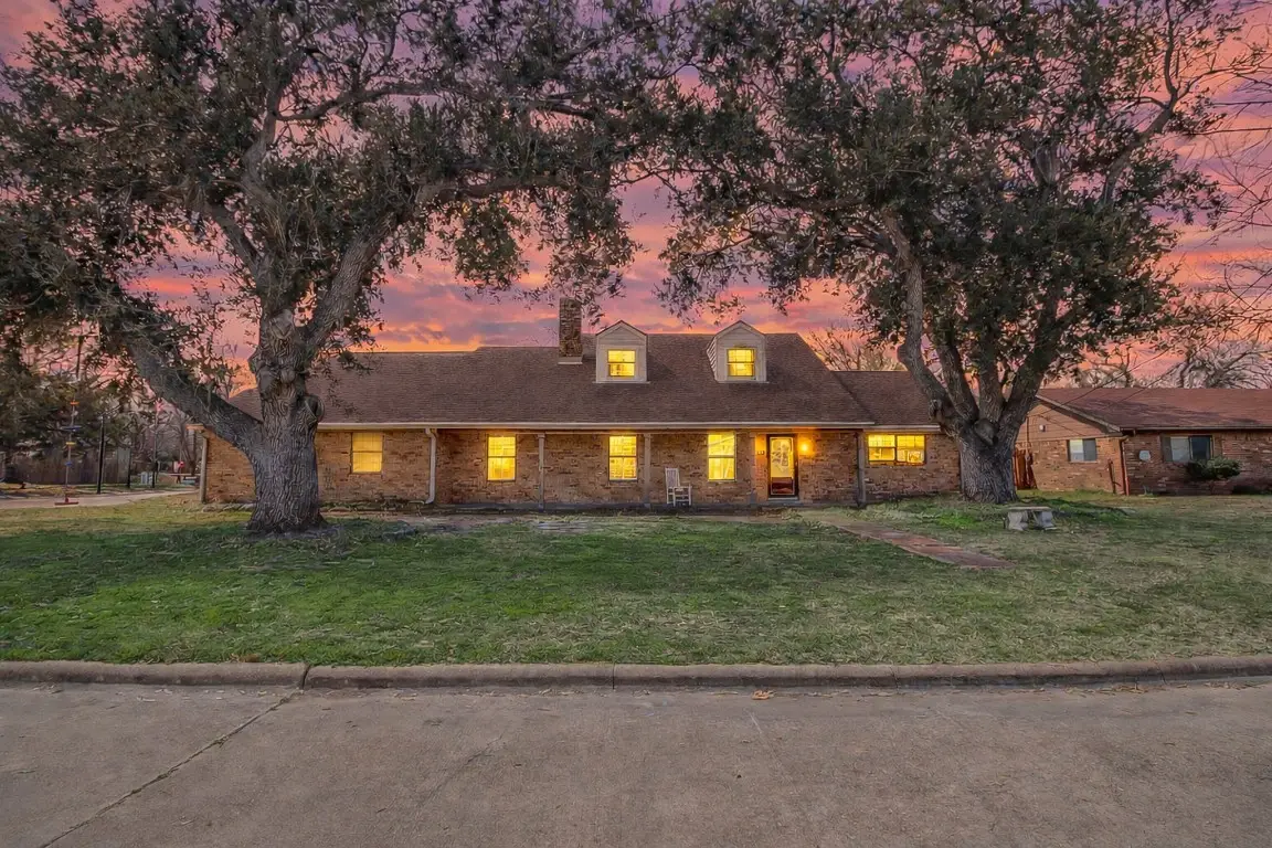 903 Horlock Street, Navasota, TX 77868 - #1