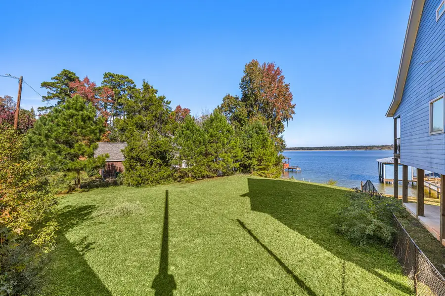 592 Lakefront Drive, Onalaska, TX 77360 - Image #3