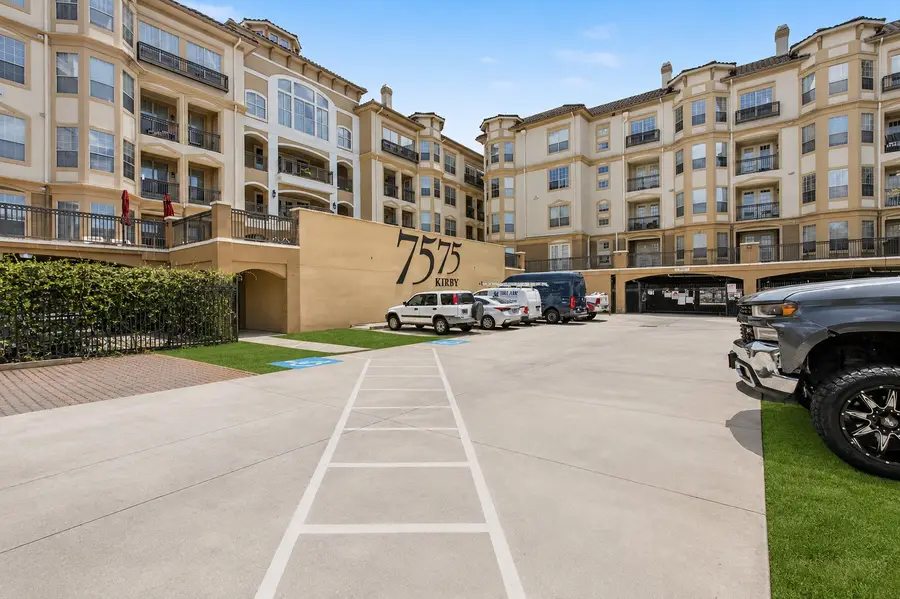 7575 Kirby Drive #1113, Houston, TX 77030 - #3