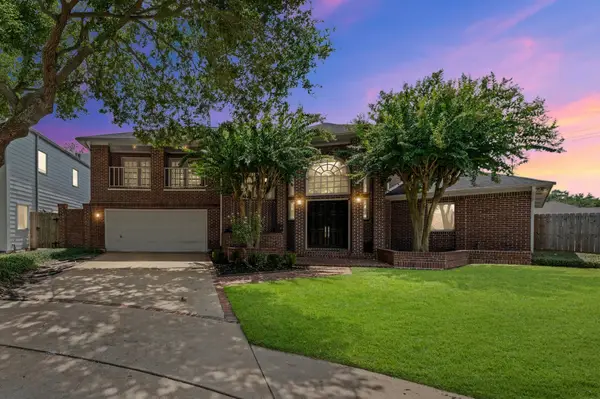 8122 Meadow Crest Street, Houston, TX 77071