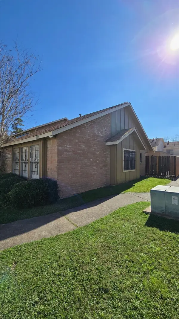 12235 W Village Drive #D, Houston, TX 77039