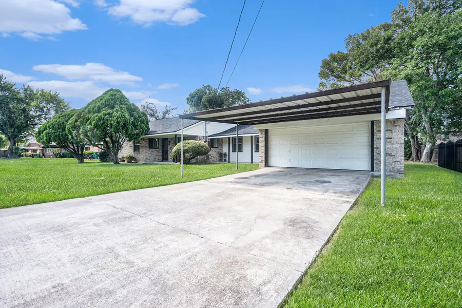 1507 Donovan, Baytown, TX 77520 - Image #2