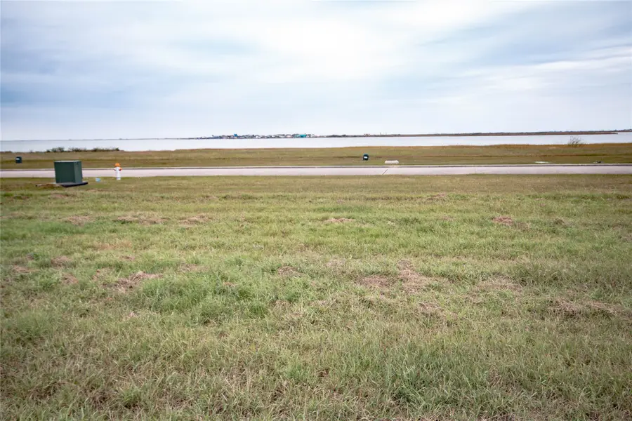 3231 Camp Hulen Drive, Palacios, TX 77465 - #3