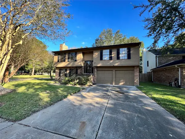 8426 Laurel Trails Drive, Houston, TX 77095