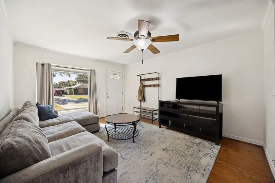 1122 W 31st Street, Houston, TX 77018 - Image #2