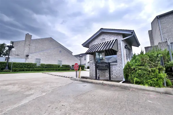 486 S Wilcrest Drive #486, Houston, TX 77042