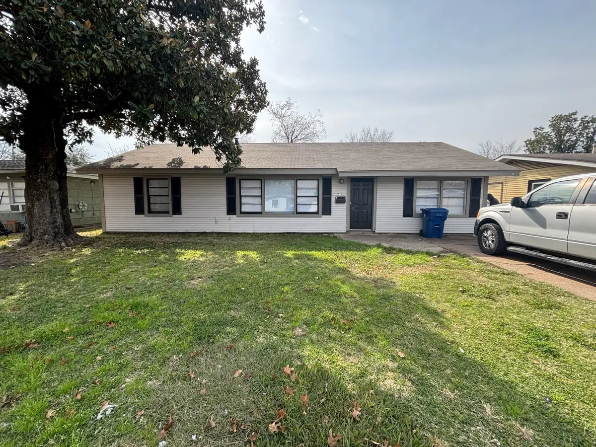 1729 1st Avenue N, Texas City, TX 77590 - #1