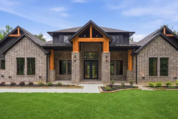8104 High Meadow Ridge Court, Montgomery, TX 77316