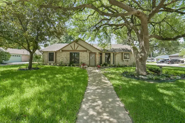 13615 Pepper Knoll Drive, Houston, TX 77065