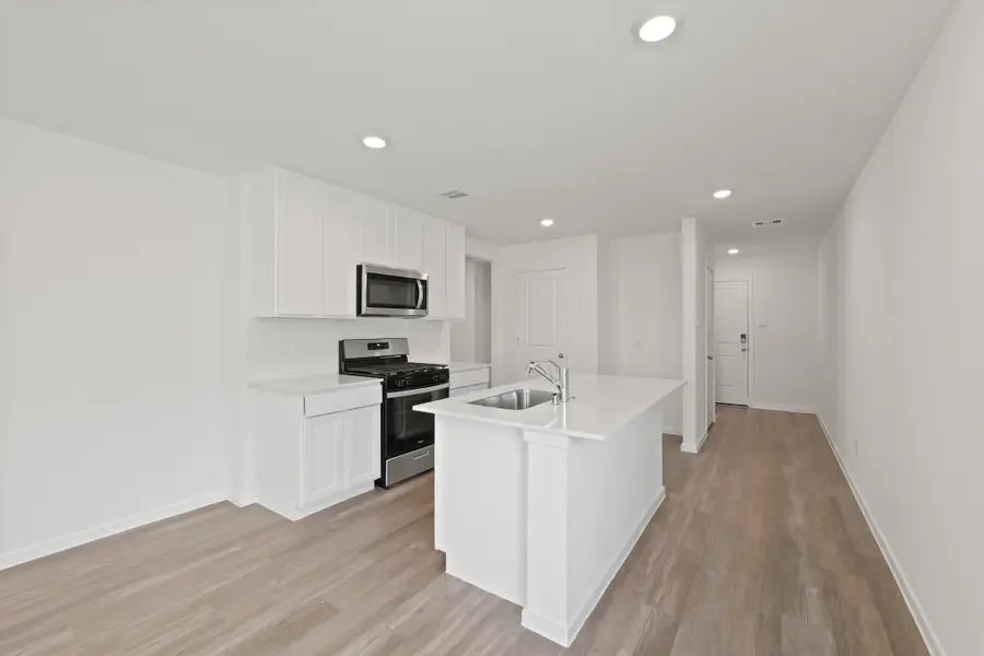 977 Sutherland Falls Street, Conroe, TX 77303 - Image #2